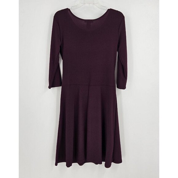 Dana Point Womens Sz M Fit & Flare Maroon Dress Draping Ruched Front 3/4 Sleeve - Picture 3 of 4